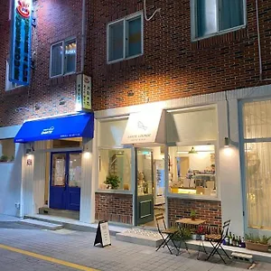 Dante House ** Busan